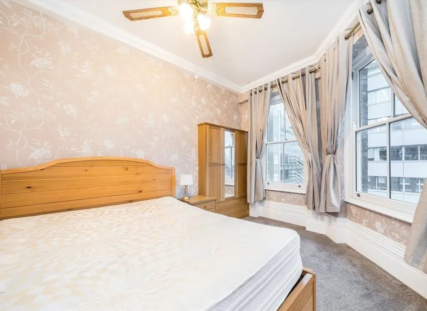Gray's Inn Road, Bloomsbury, WC1X, photo 5