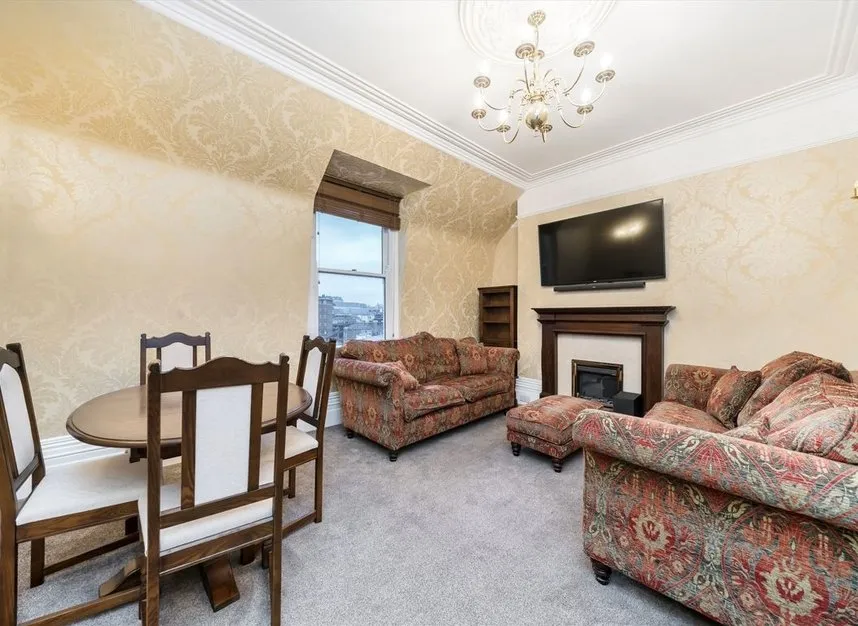Gray's Inn Road, Bloomsbury, WC1X, photo 3