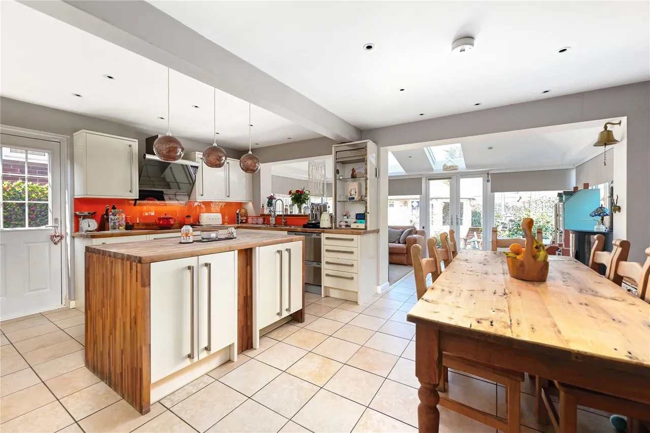 Coolgardie Road, Ashford, TW15, photo 4