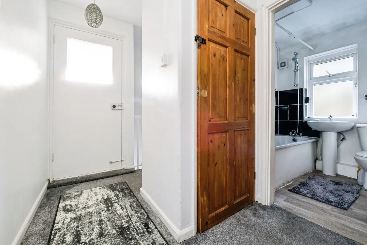 Markyate Road, Dagenham, RM8, photo 4