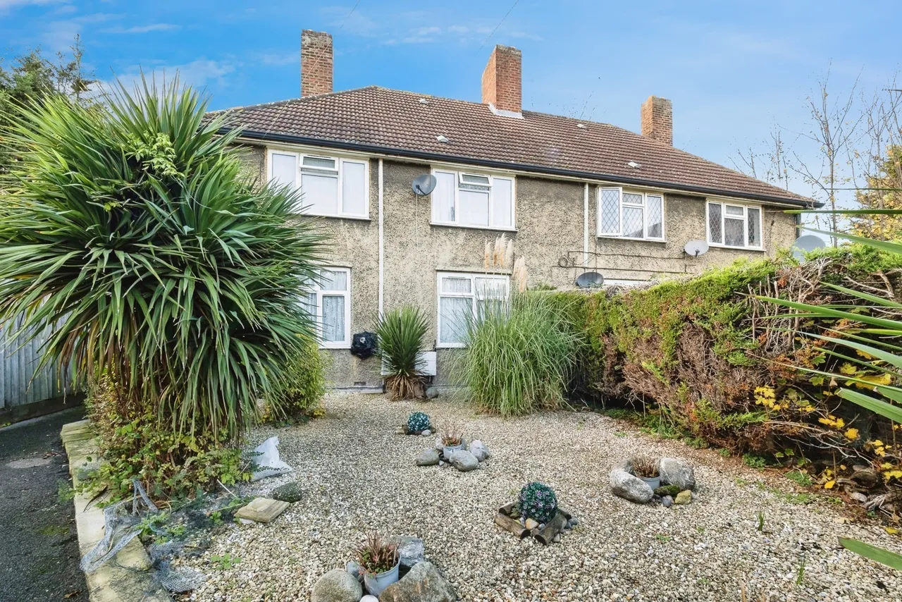 Markyate Road, Dagenham, RM8, photo 9