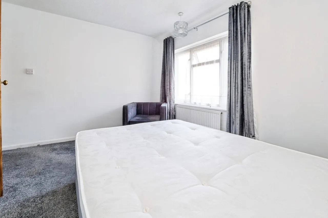 Markyate Road, Dagenham, RM8, photo 17