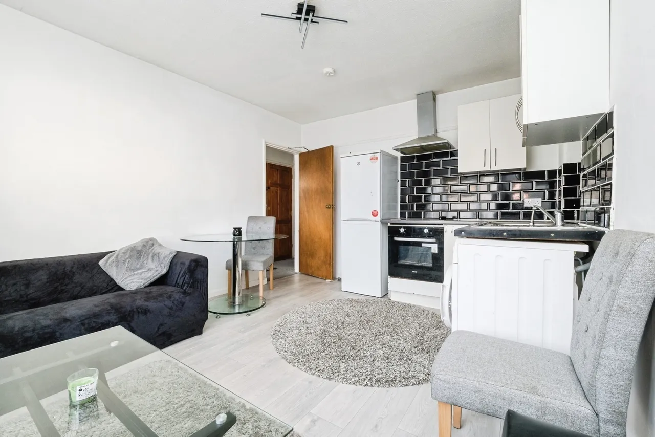 Markyate Road, Dagenham, RM8, photo 21