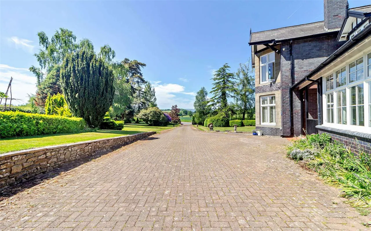 Llansoar, Caerleon, NP18, photo 36
