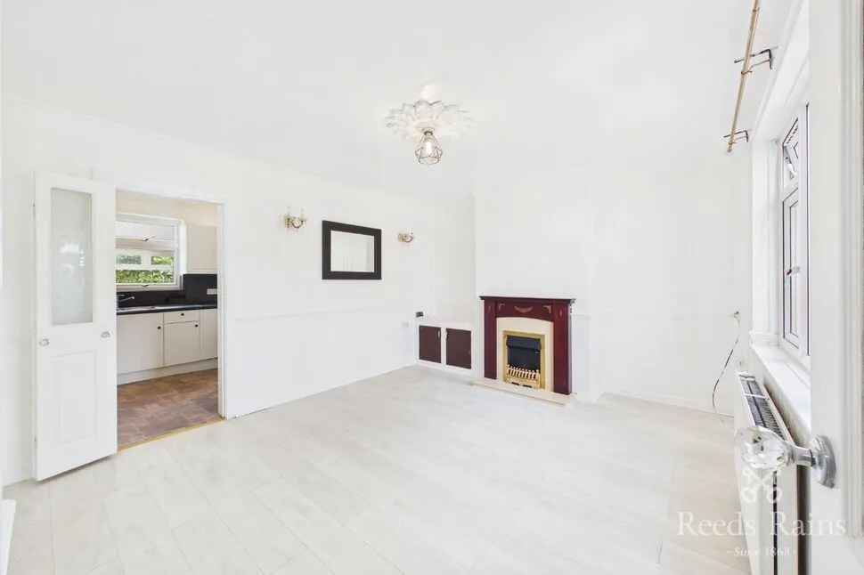Woodhouse Road, Wakefield, West Yorkshire, WF1, photo 2