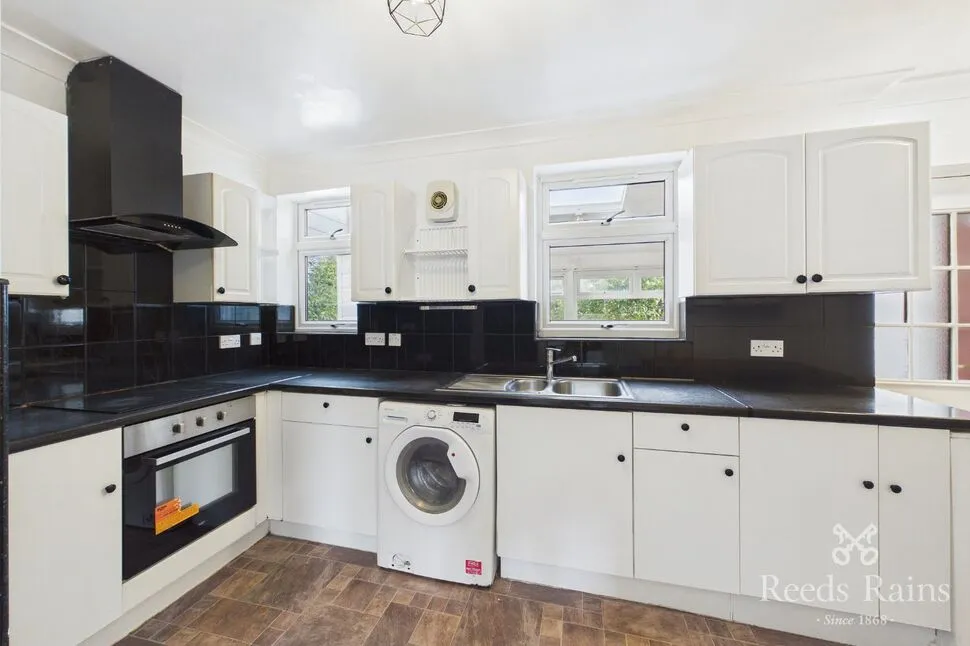 Woodhouse Road, Wakefield, West Yorkshire, WF1, photo 3
