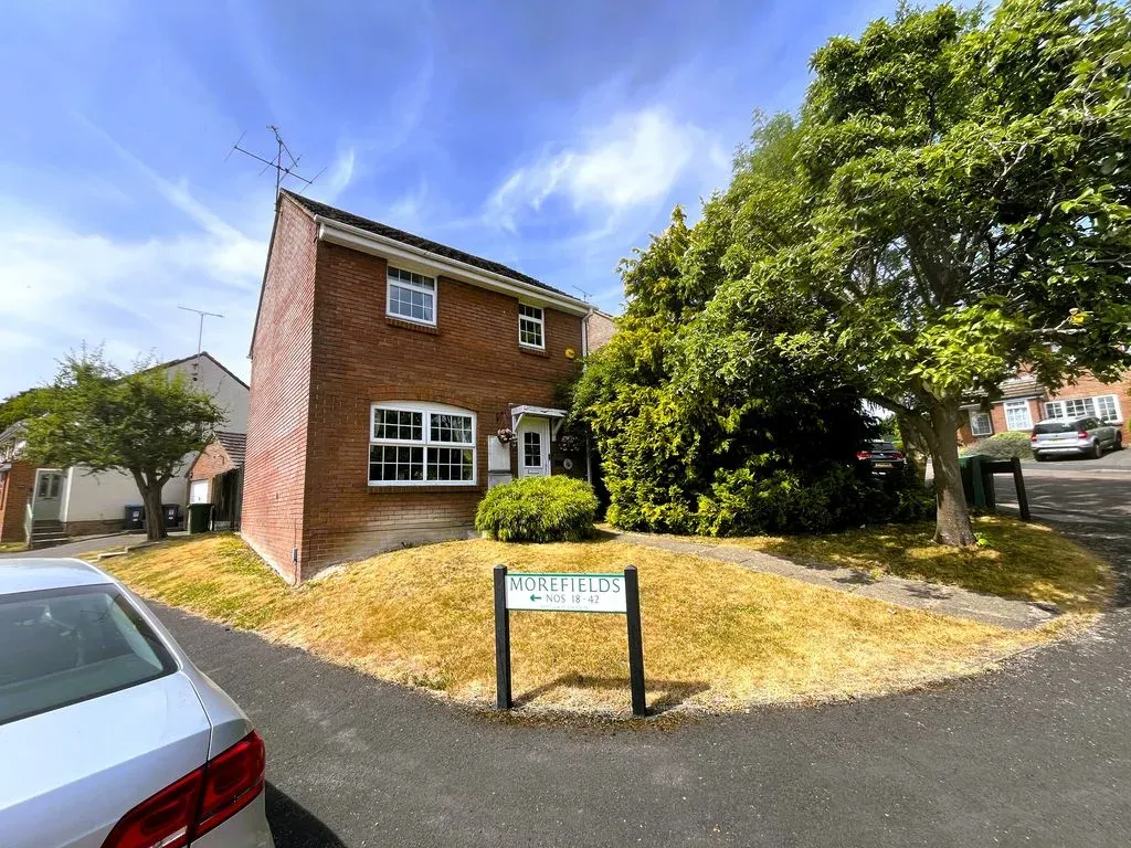 Morefields, Tring, Hertfordshire, HP23 5EU, photo 16