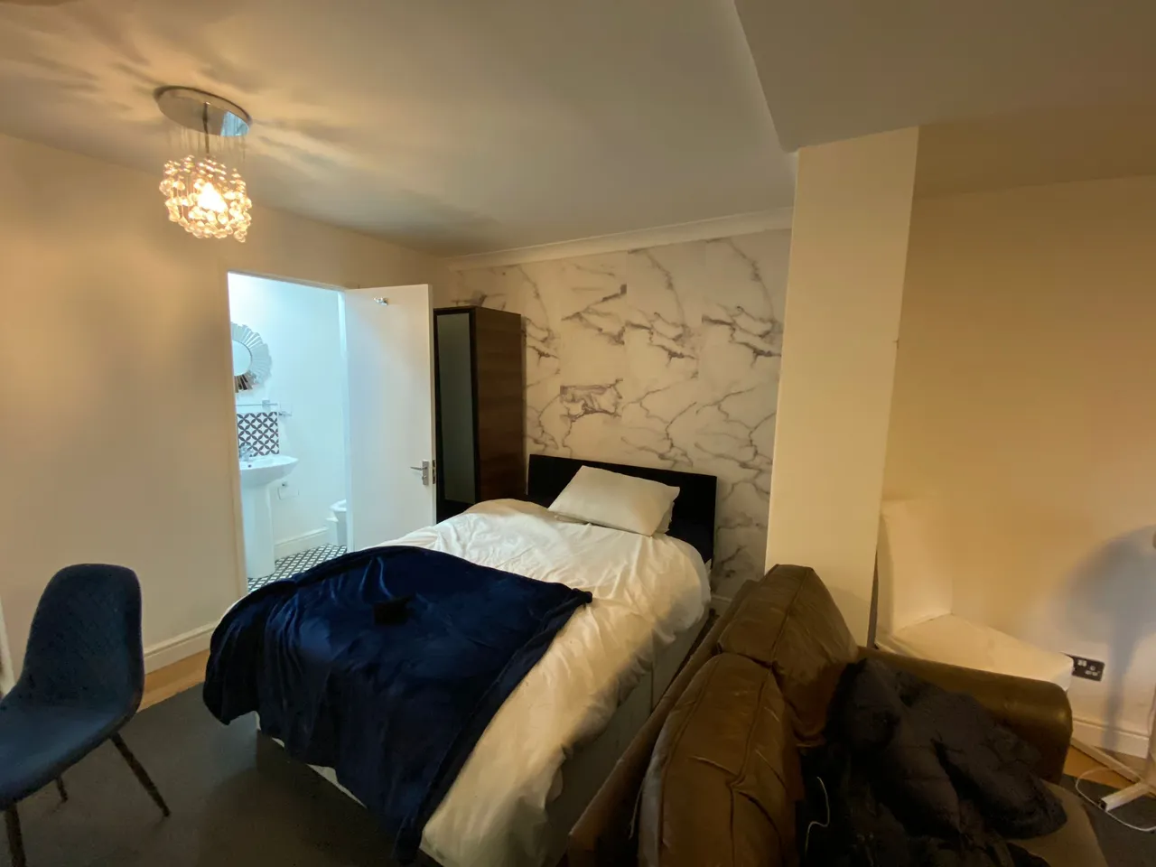 Buckingham Road, Room, E18, photo 4