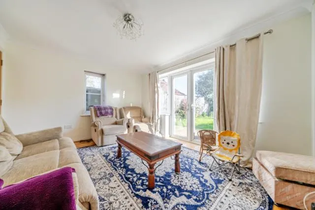 Greenfinch Drive, Twyford, RG10, photo 6