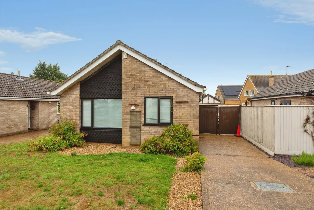 3 bed property for sale — Holmes Road, Lincolnshire, PE22