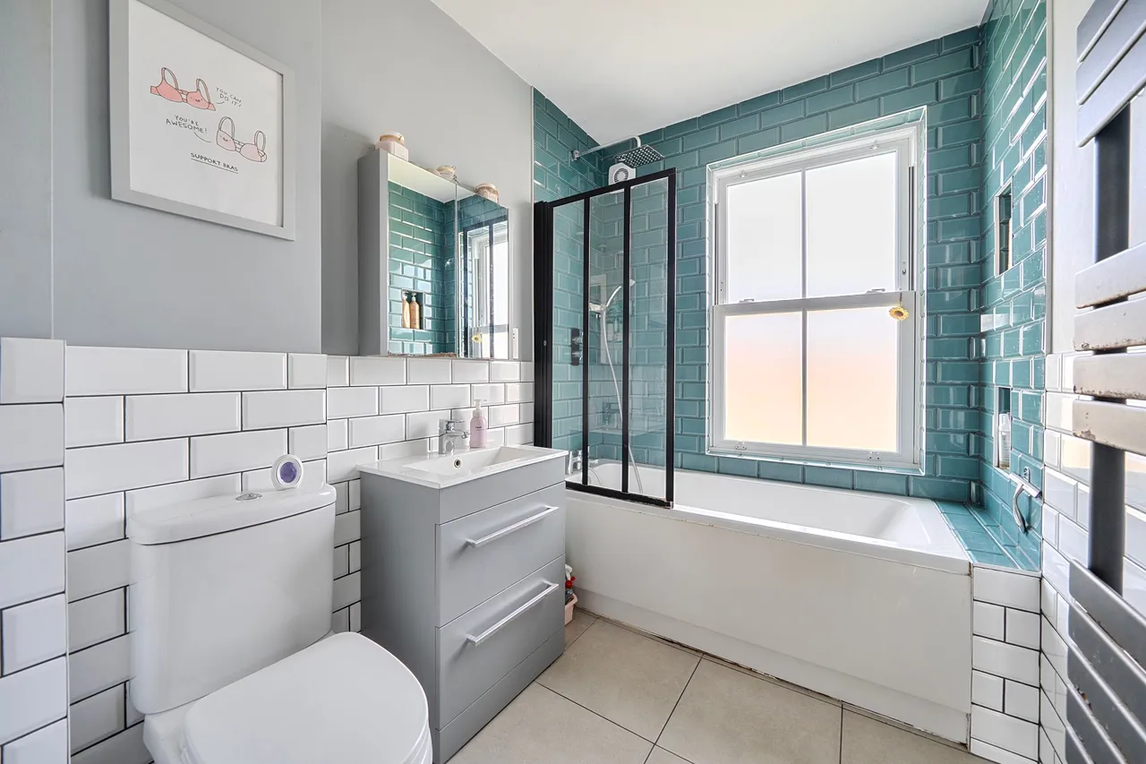 Flat C, 21 Santley Street, London, London, SW4 7QF, photo 5