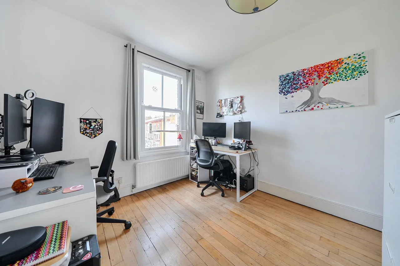 Flat C, 21 Santley Street, London, London, SW4 7QF, photo 6