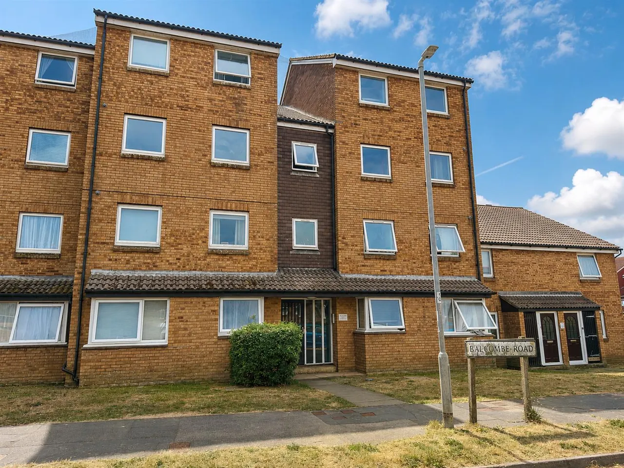Balcombe Road, Peacehaven, photo 8
