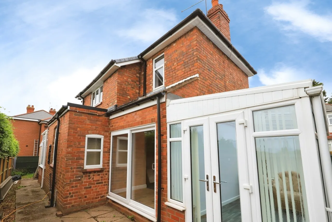 Birches Barn Avenue, Wolverhampton, WV3, photo 12