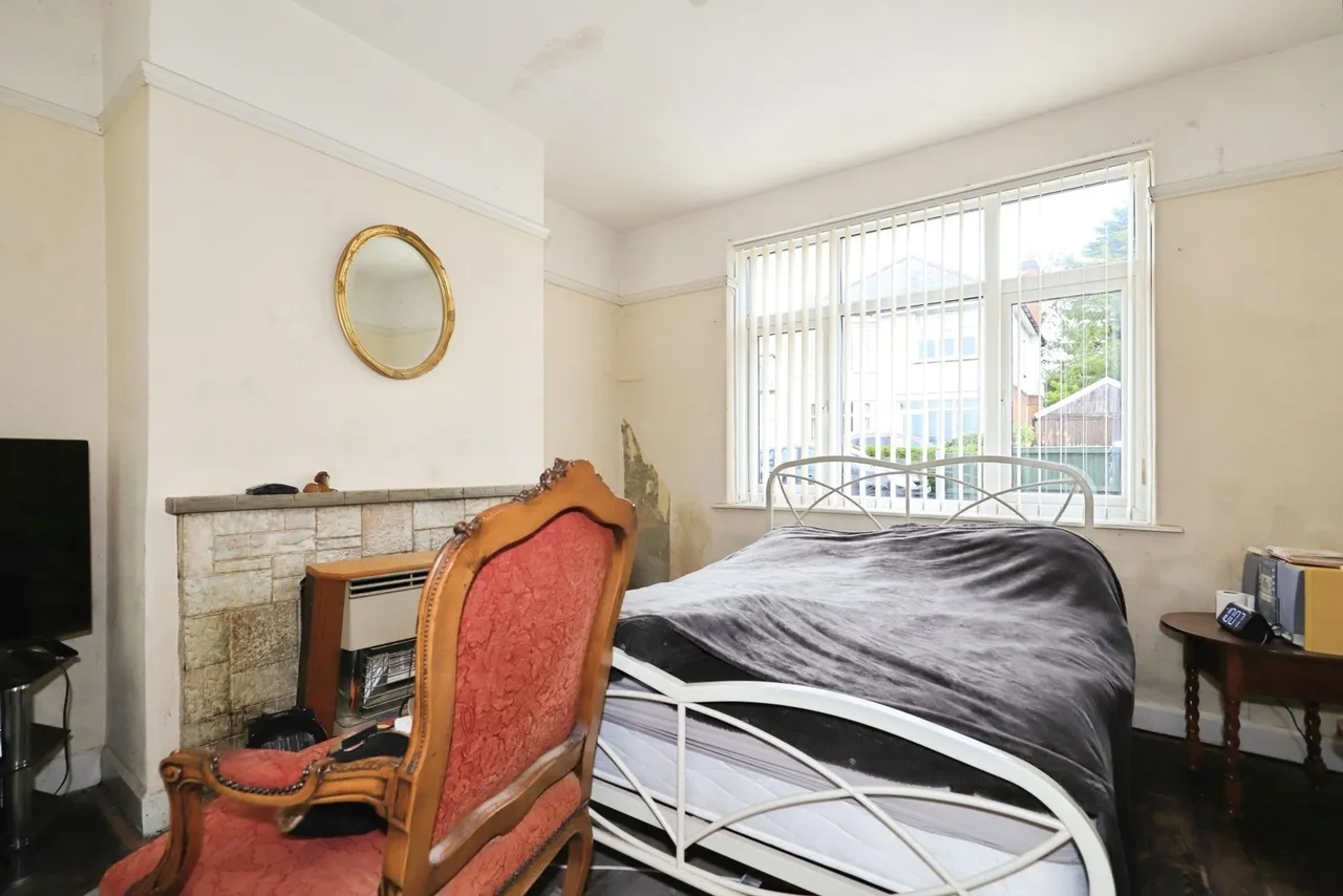 Birches Barn Avenue, Wolverhampton, WV3, photo 11