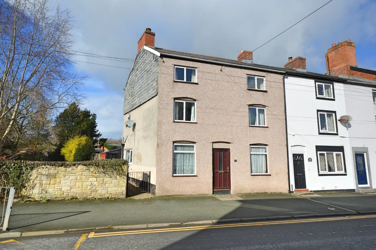 5 bed house for sale, Park Street, Newtown