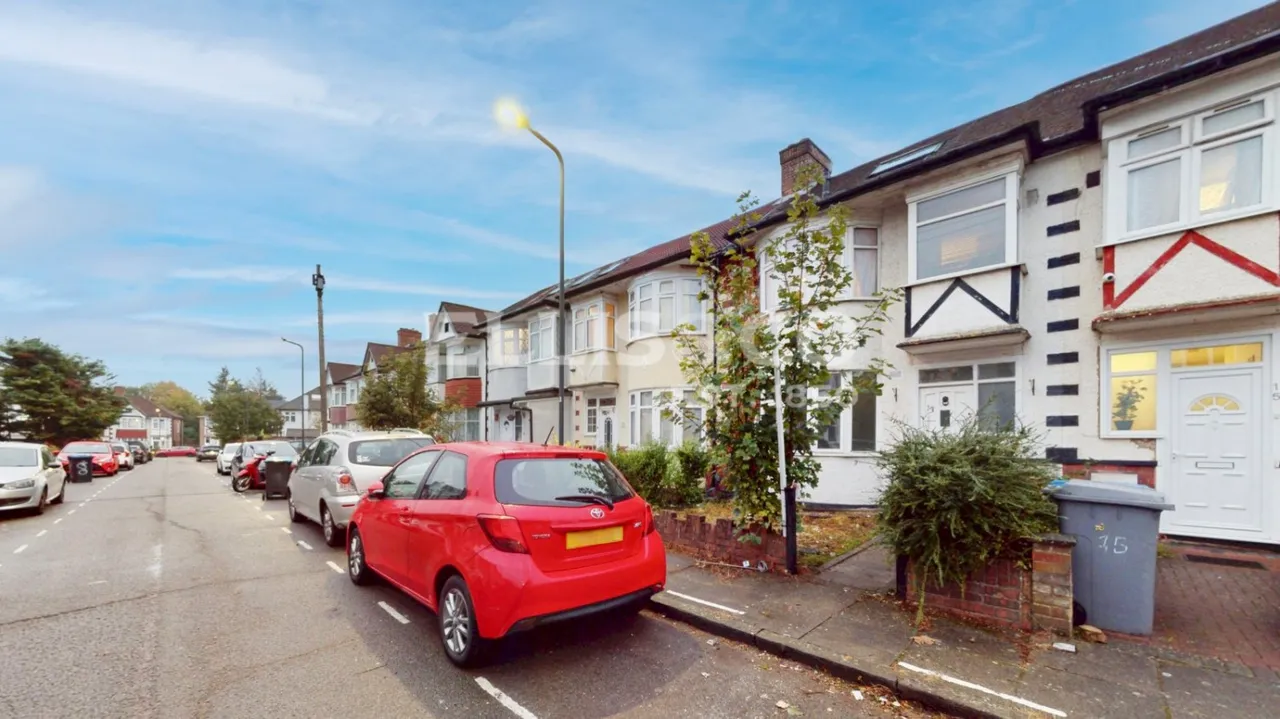 Elms Court, Wembley, HA0, photo 17