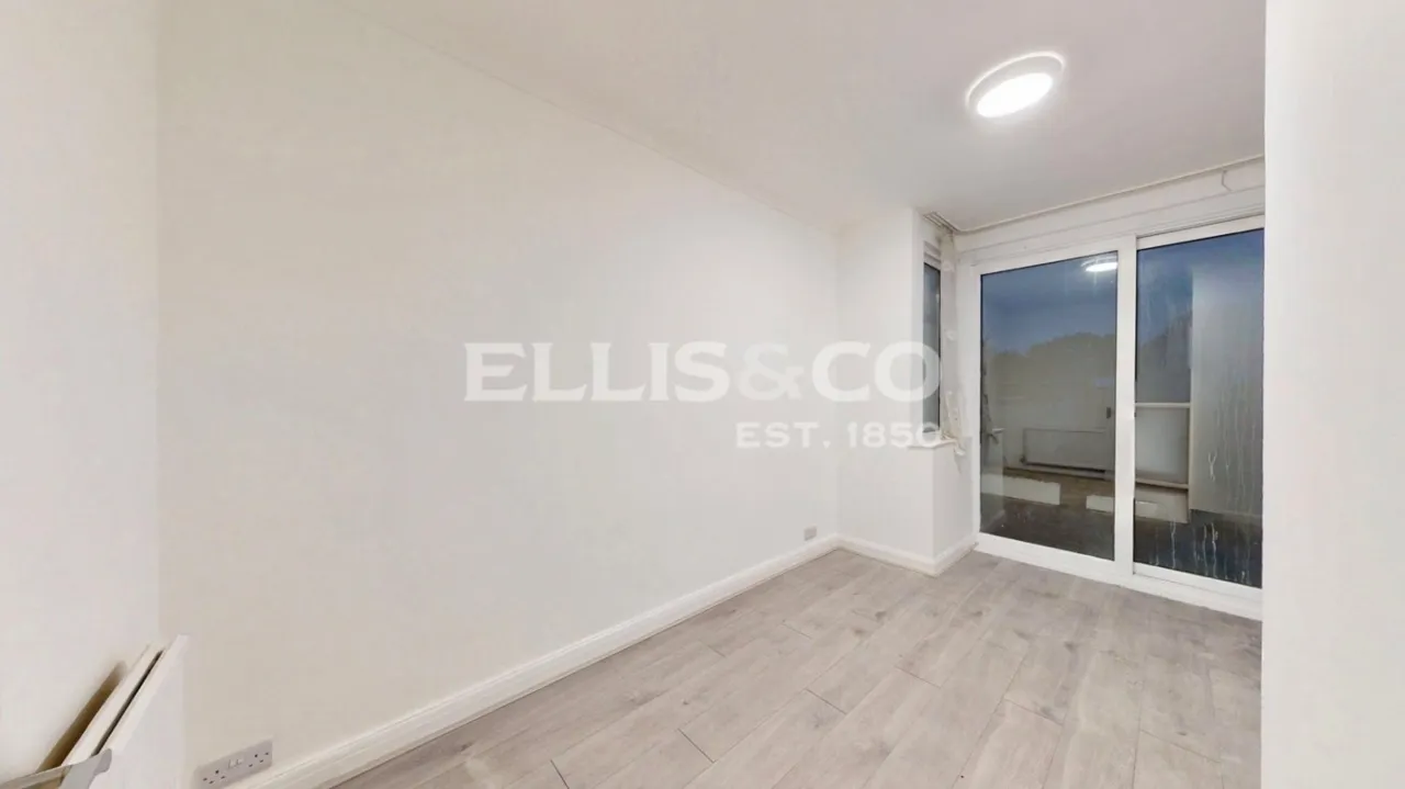 Elms Court, Wembley, HA0, photo 12
