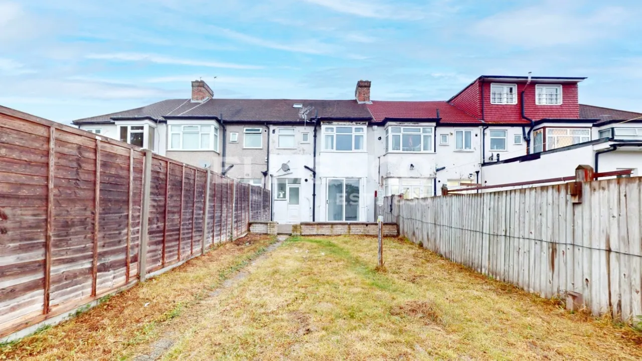 Elms Court, Wembley, HA0, photo 13