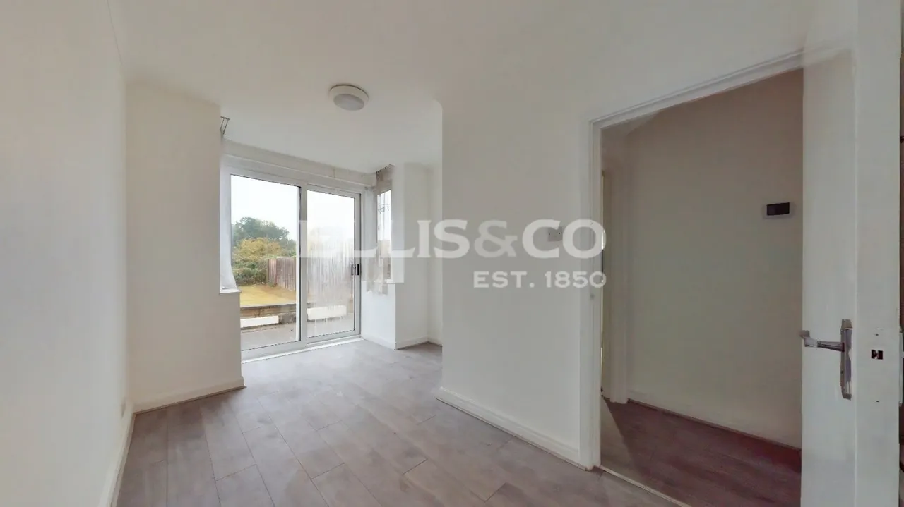 Elms Court, Wembley, HA0, photo 7