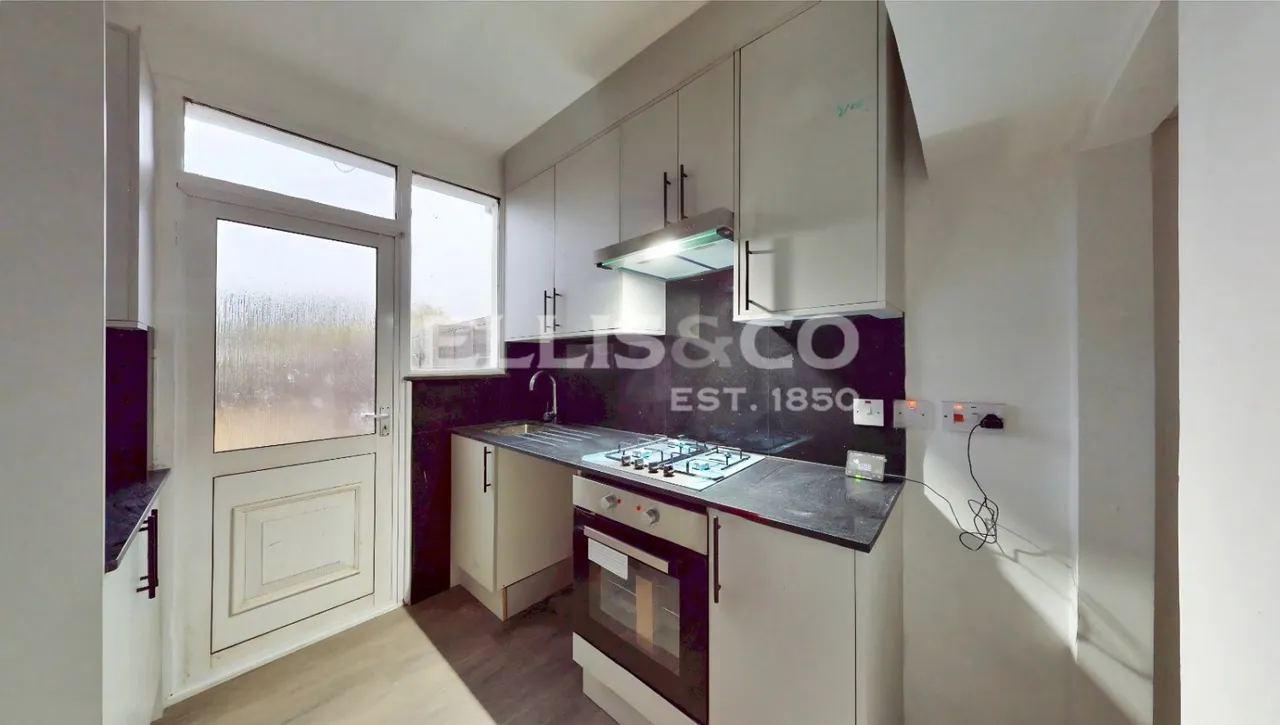 Elms Court, Wembley, HA0, photo 11