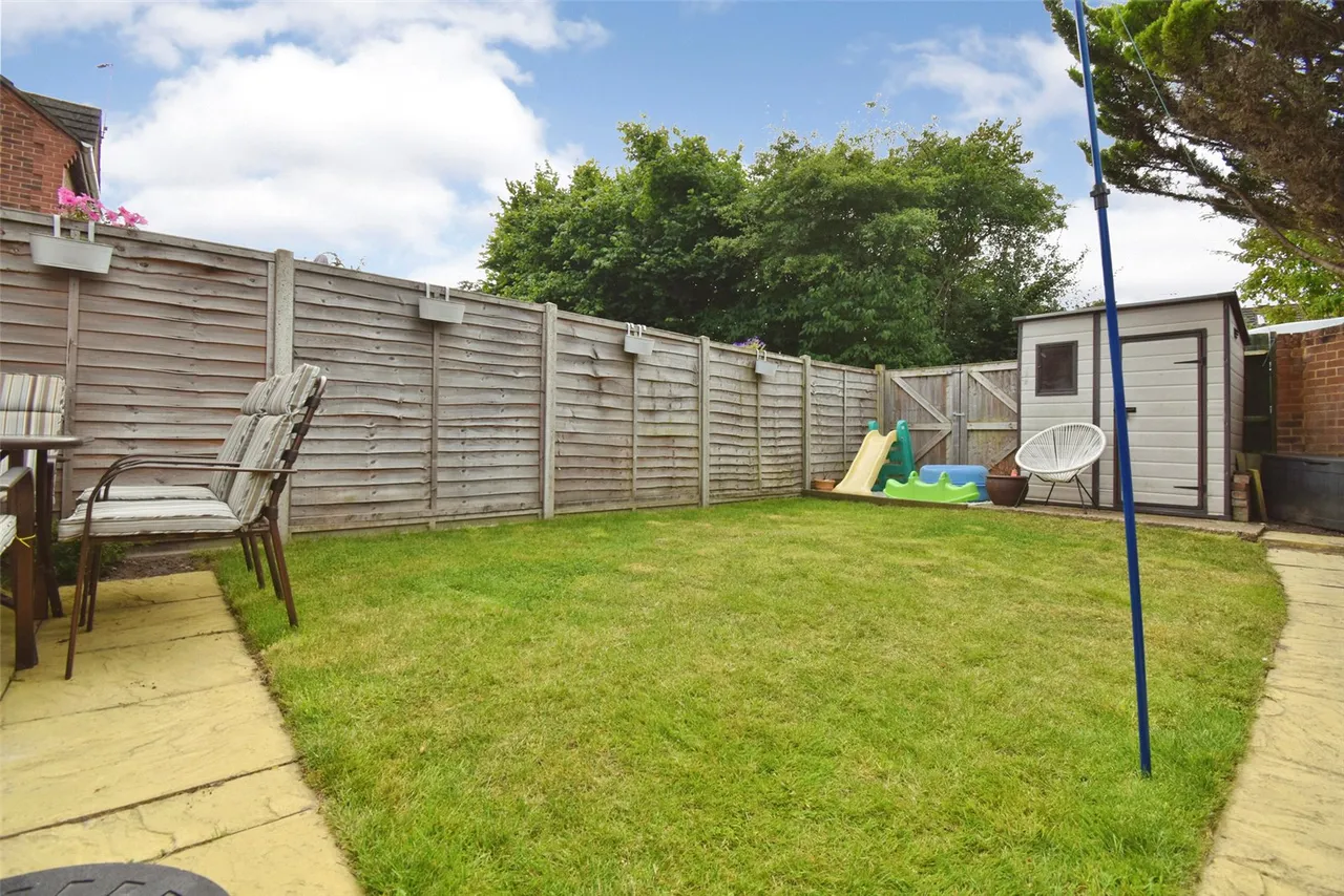 Thirsk Court, Aldershot, Hampshire, GU12 4HF, photo 13