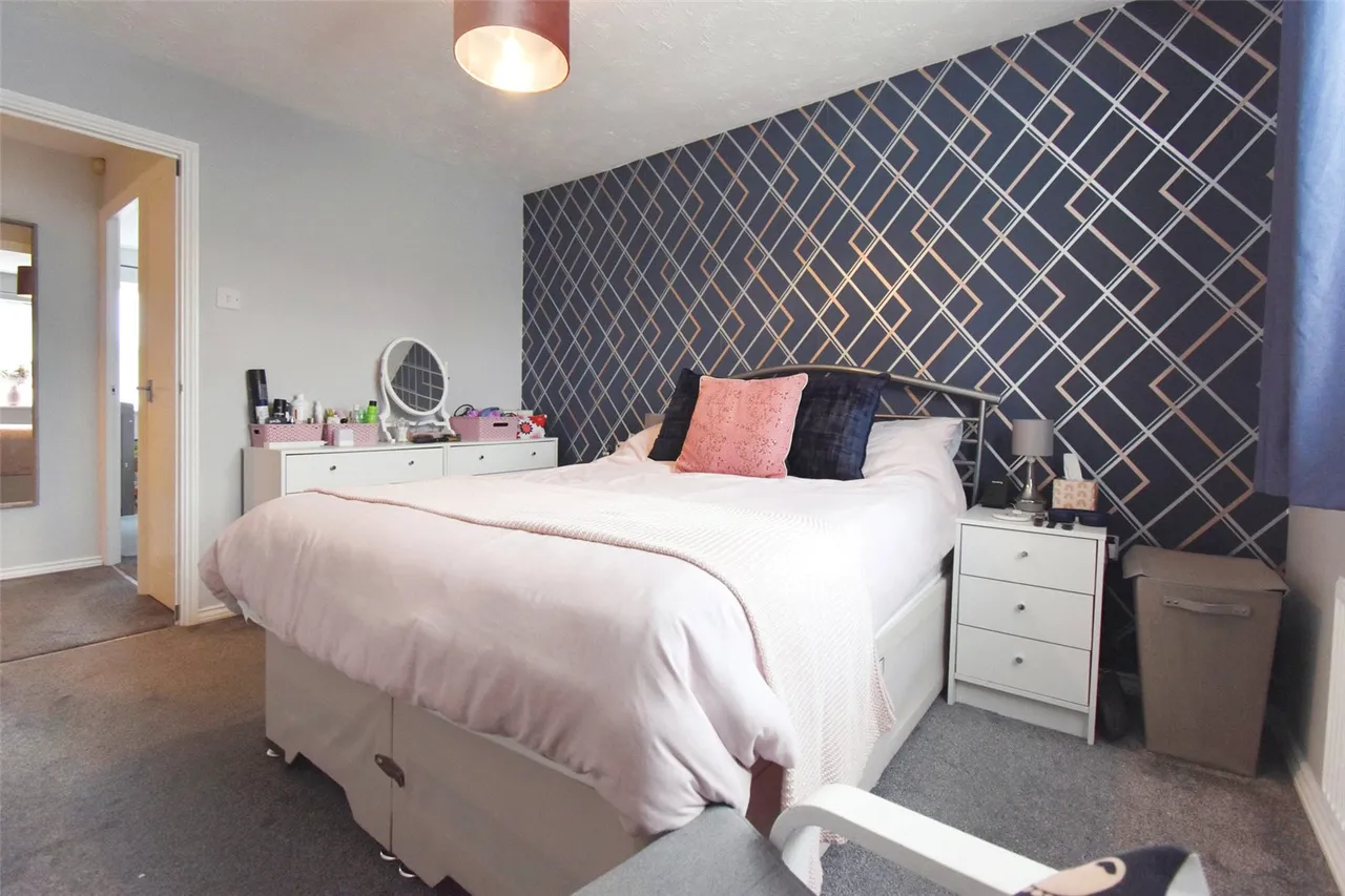 Thirsk Court, Aldershot, Hampshire, GU12 4HF, photo 11