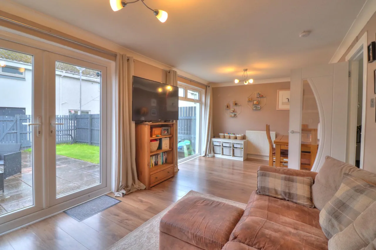 Blades Court, Glasgow, G69, photo 13