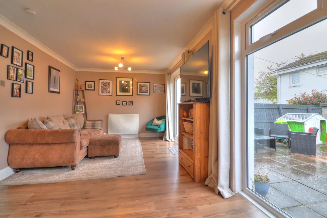 Blades Court, Glasgow, G69, photo 11
