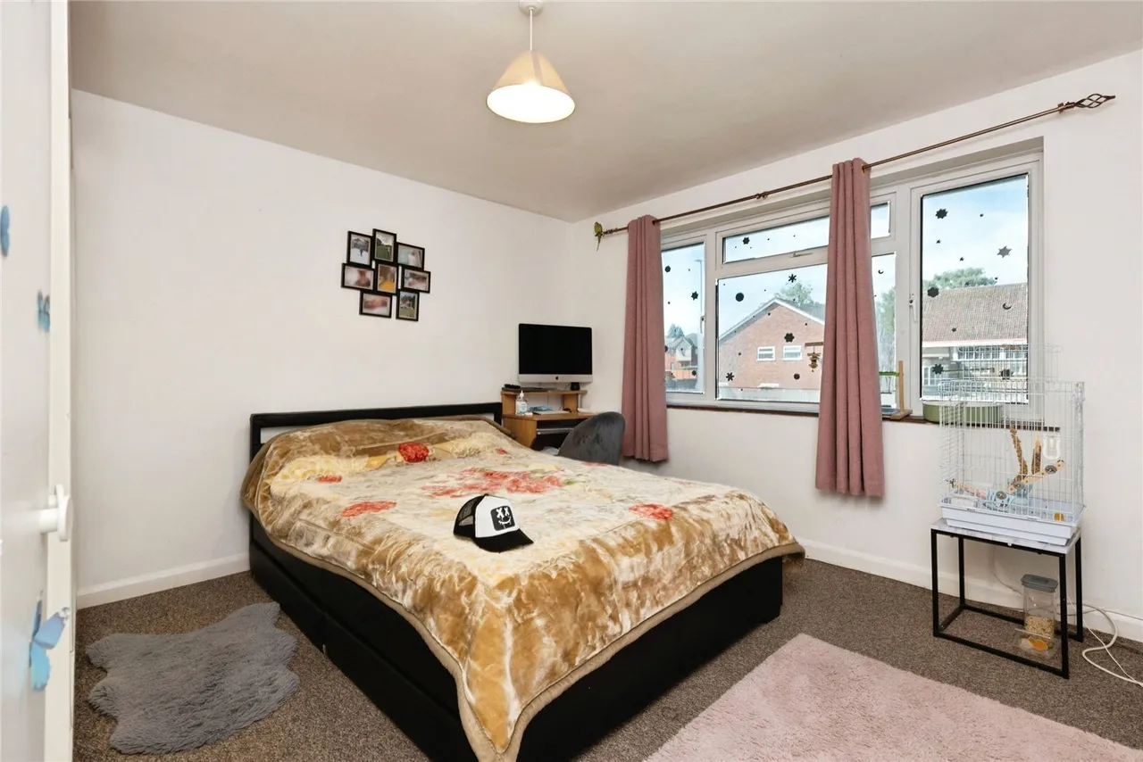 Painswick Road, Matson, Gloucester, Gloucestershire, GL4, photo 6