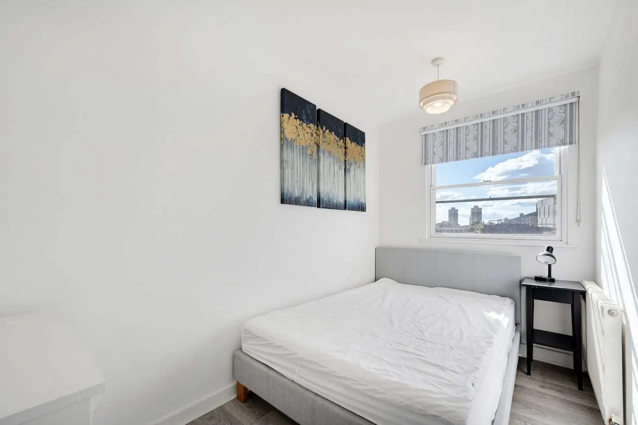 Parkgate Road, London, SW11 4PJ, photo 4