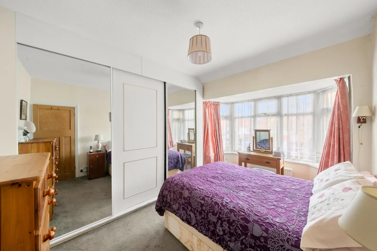 Lyndhurst Avenue, Southall, UB1 3DU, photo 6
