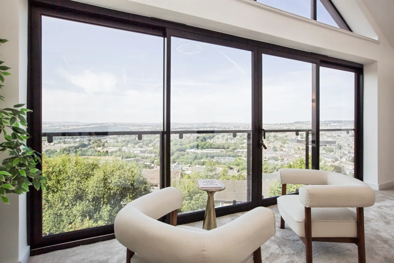 Viewpoint Villas, Southowram, Halifax, photo 9