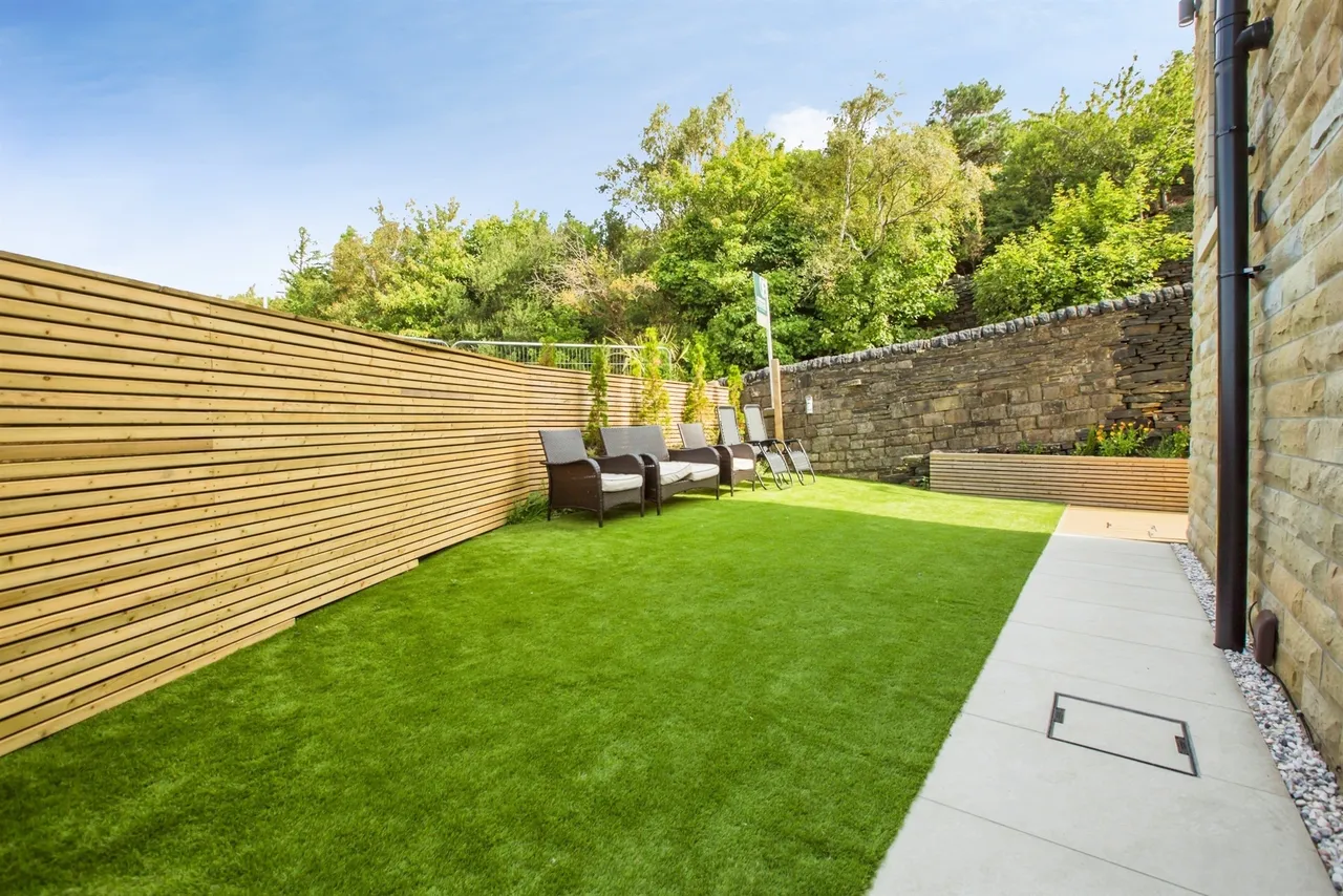 Viewpoint Villas, Southowram, Halifax, photo 12