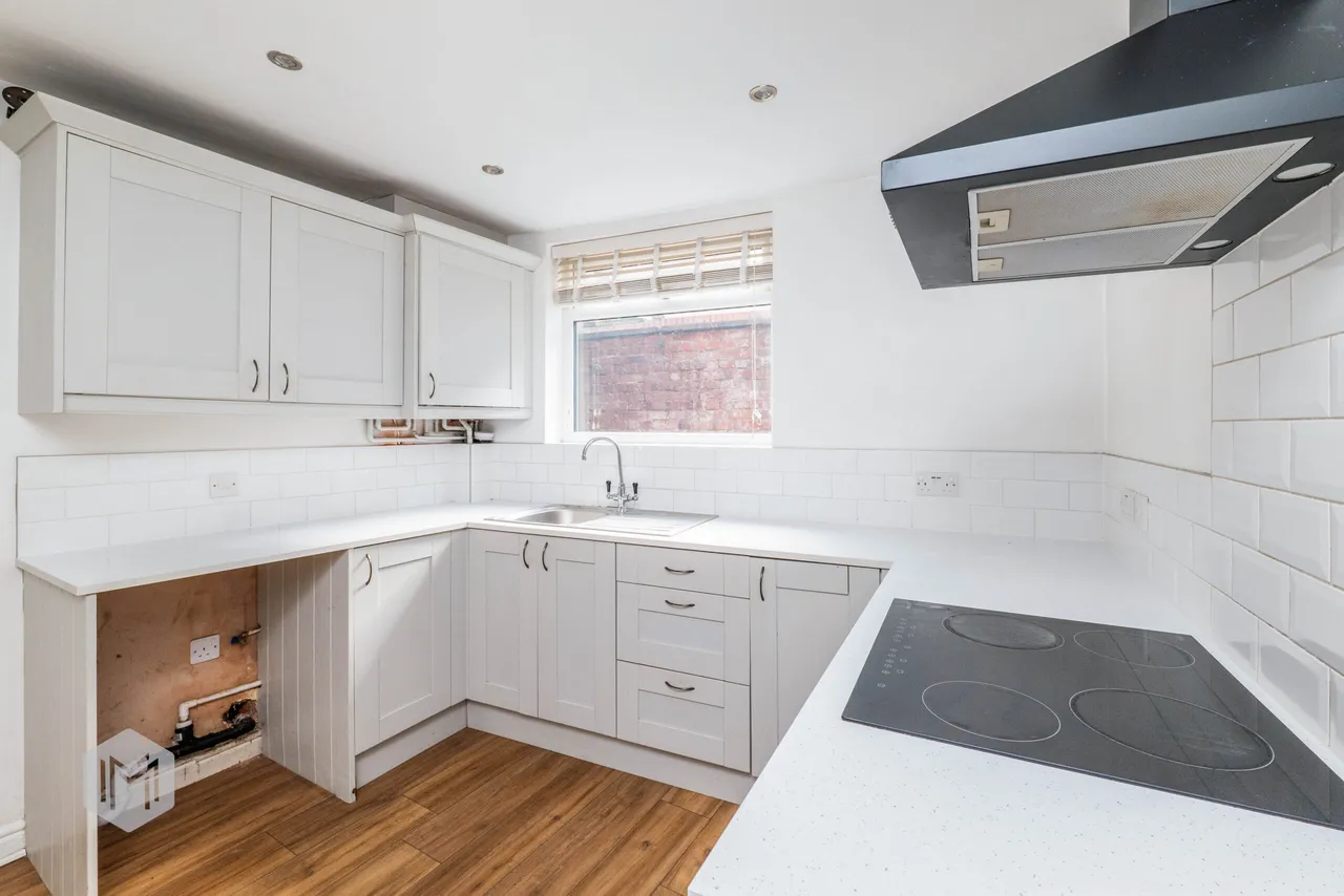 Hollins Lane, Bury, BL9, photo 6