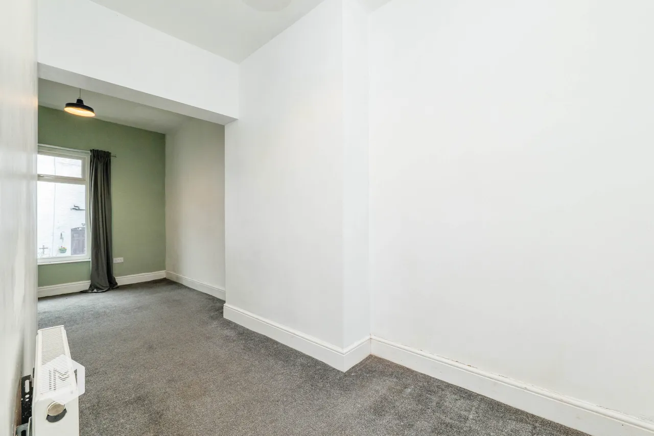 Hollins Lane, Bury, BL9, photo 18