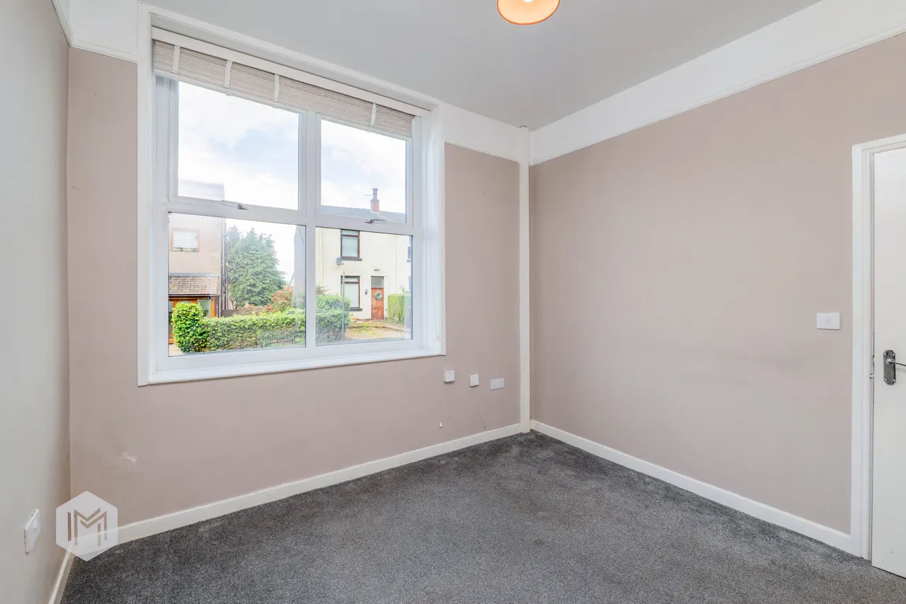 Hollins Lane, Bury, BL9, photo 3