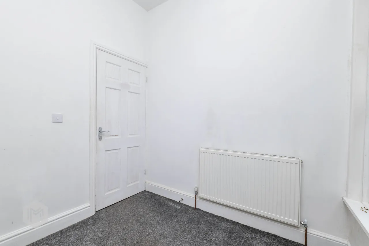 Hollins Lane, Bury, BL9, photo 20