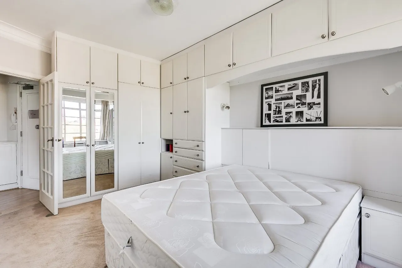 Rossmore Court, Park Road, London, NW1 6XZ, photo 6