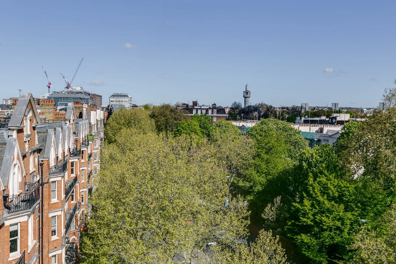 Rossmore Court, Park Road, London, NW1 6XZ, photo 9
