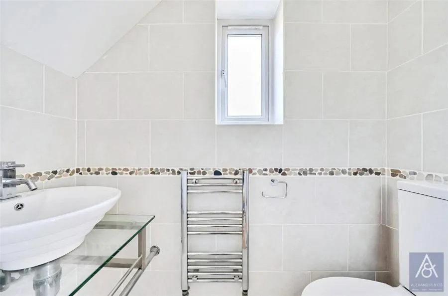 Cartwright Crescent, Brackley, NN13, photo 6