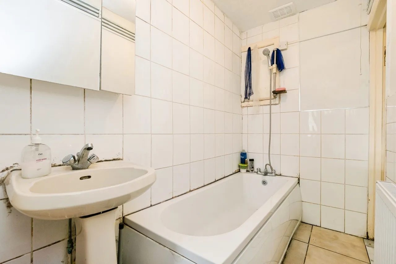 Oval Road North, Dagenham, RM10, photo 7