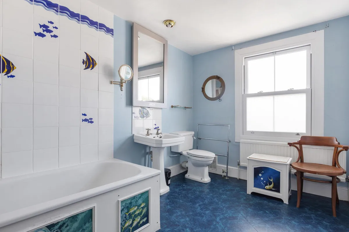 Raynham Road, London, W6, photo 11