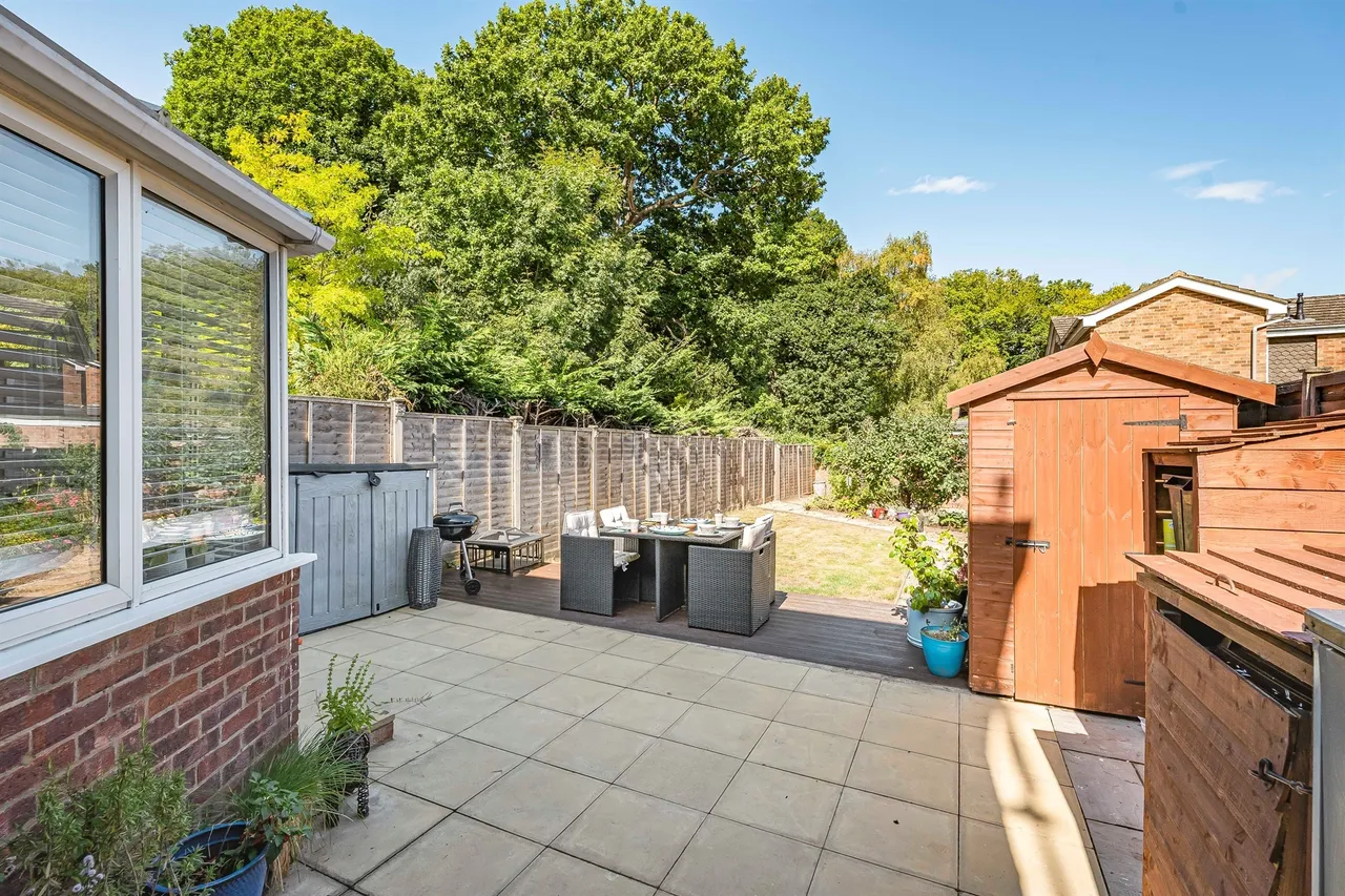 Ringway Road, St. Albans, AL2, photo 10