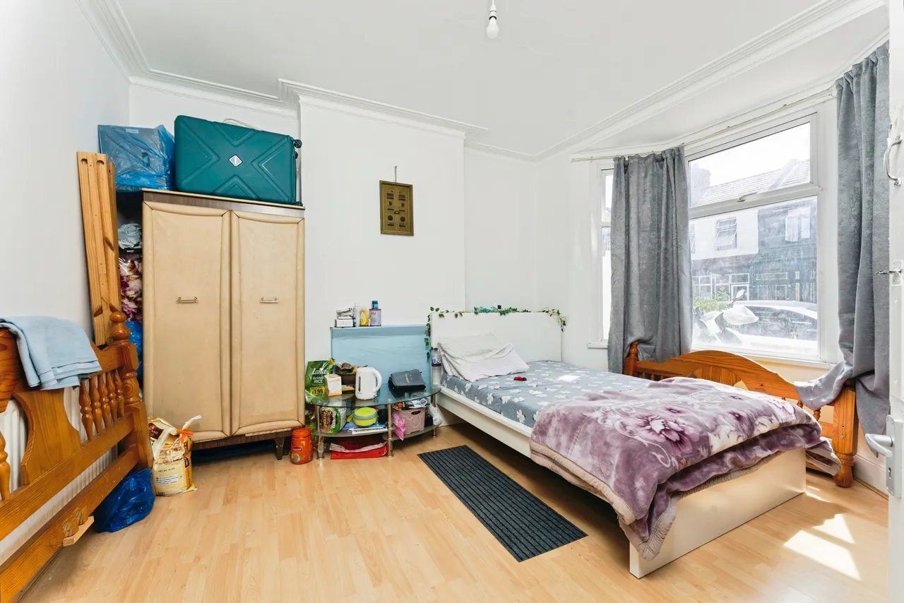 Sherrard Road, London, E7, photo 12