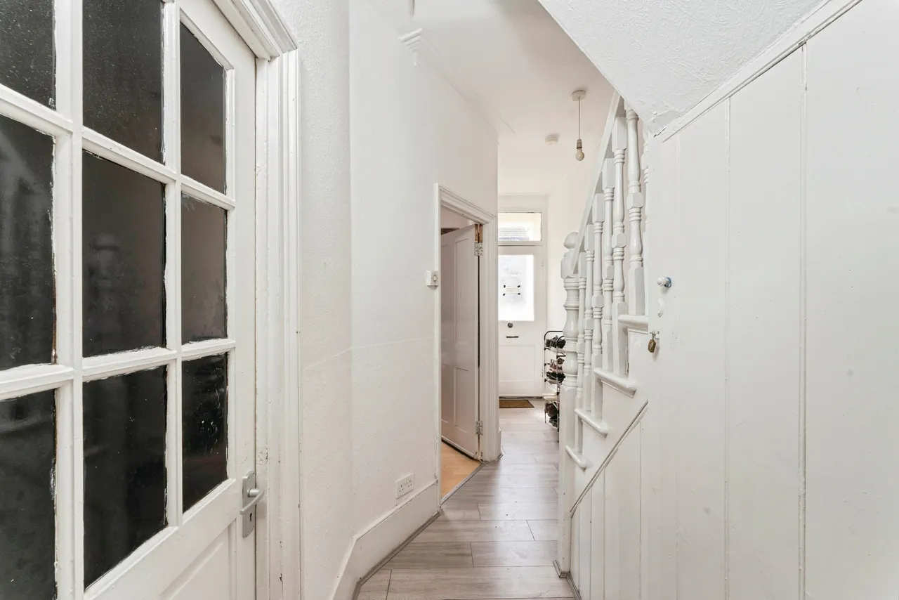 Sherrard Road, London, E7, photo 11