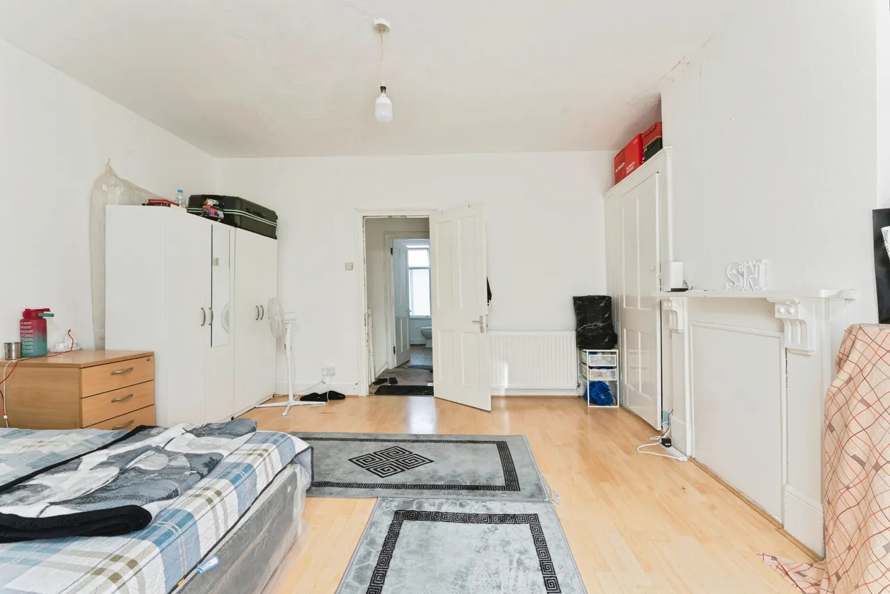 Sherrard Road, London, E7, photo 4