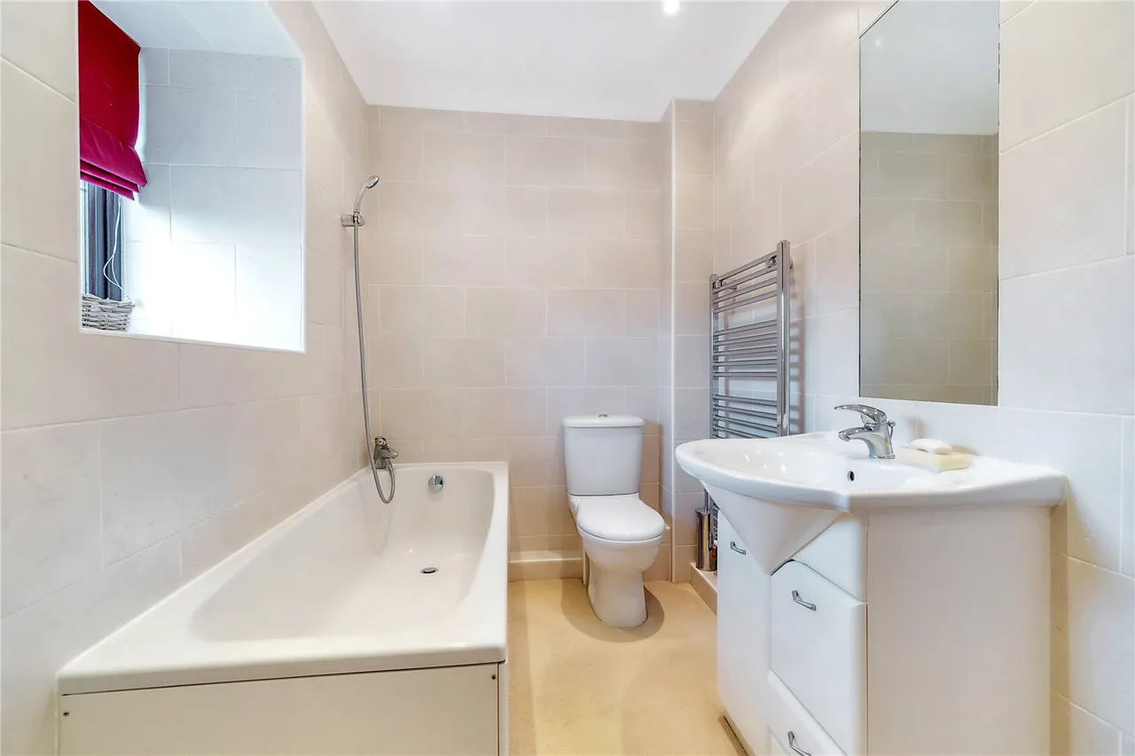 All Saints Close, Wokingham, Berkshire, RG40 1WE, photo 11