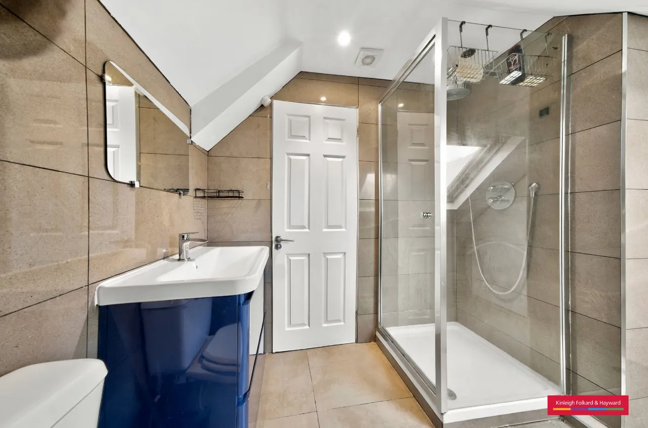 Ambrose Avenue, London, NW11, photo 19