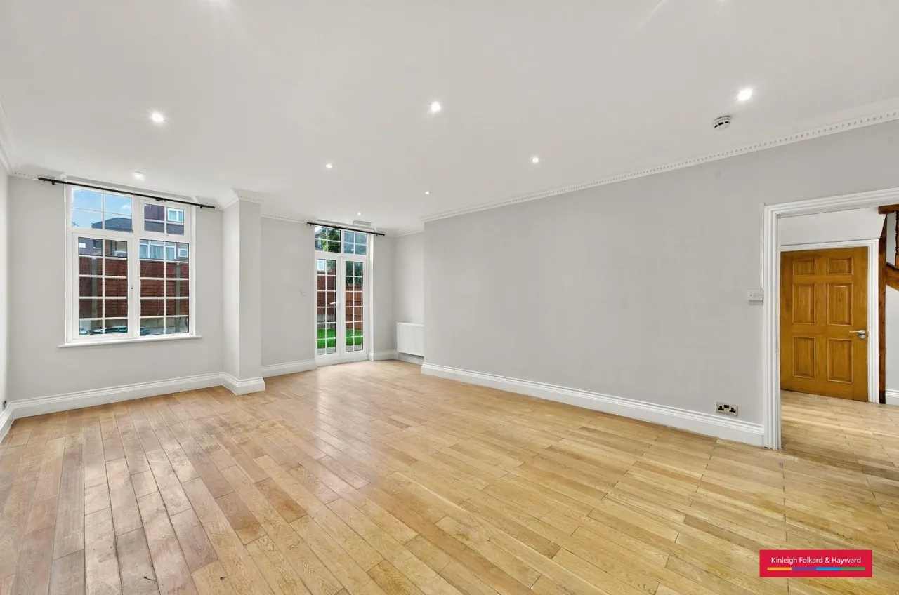 Ambrose Avenue, London, NW11, photo 4